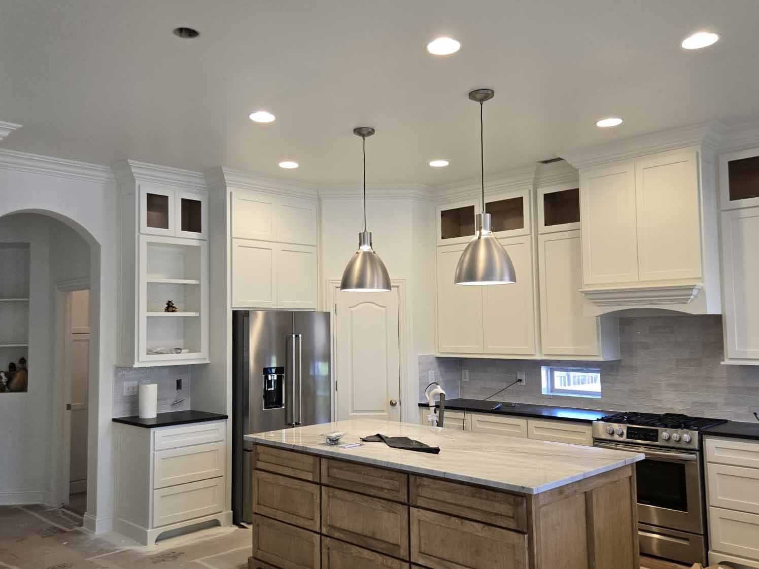 VM CUSTOM CABINETS LLC