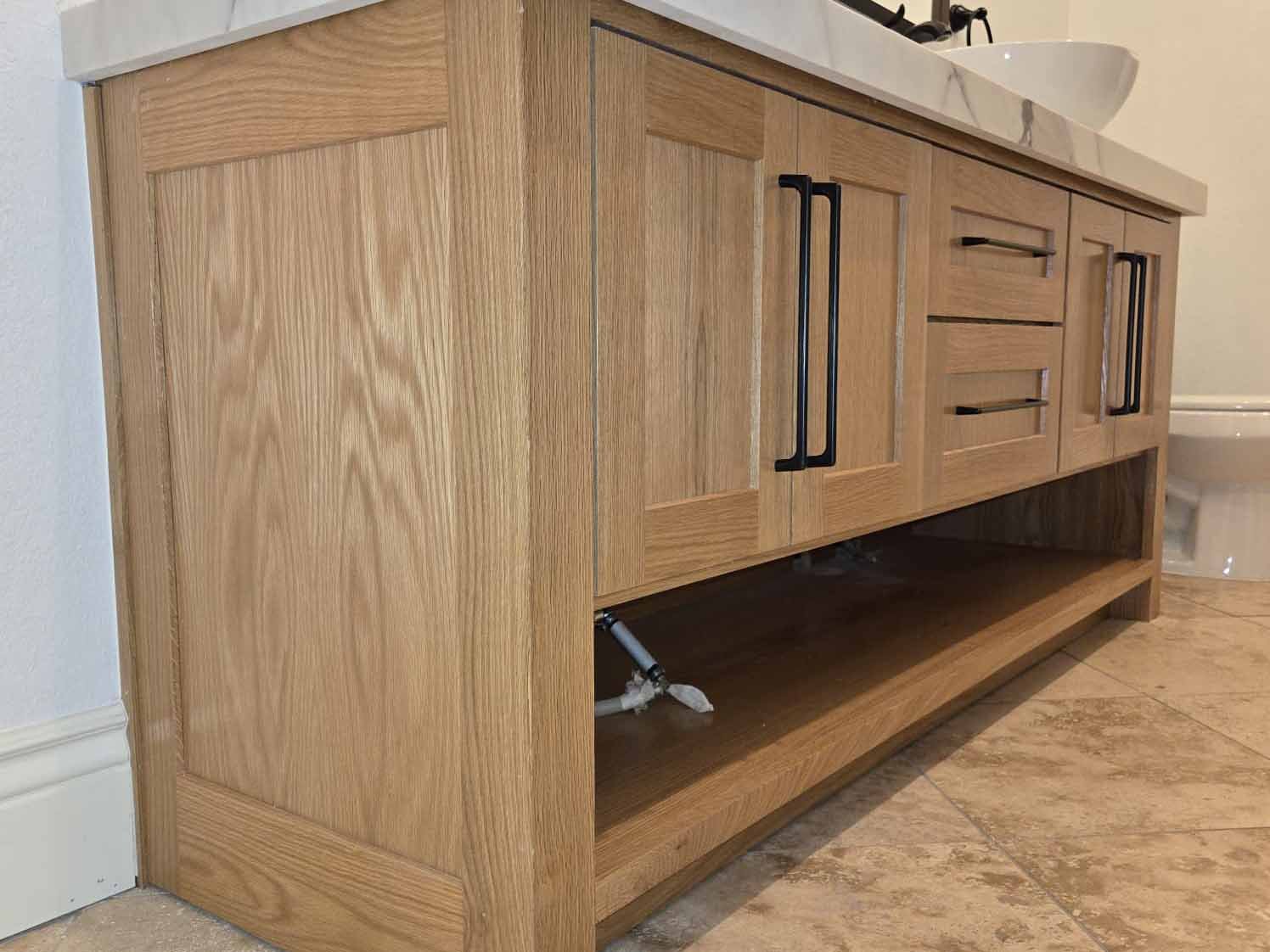 VM CUSTOM CABINETS LLC